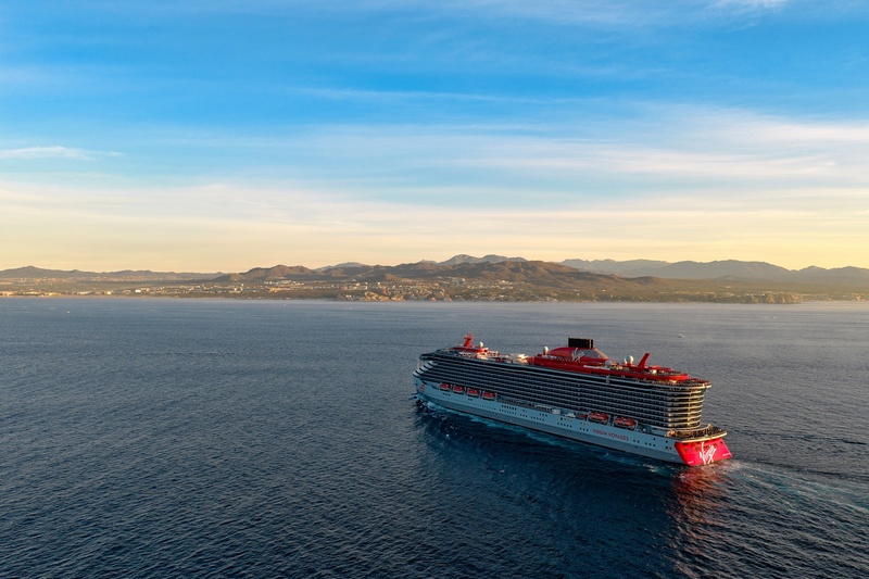 Brilliant Lady cruise ship exterior